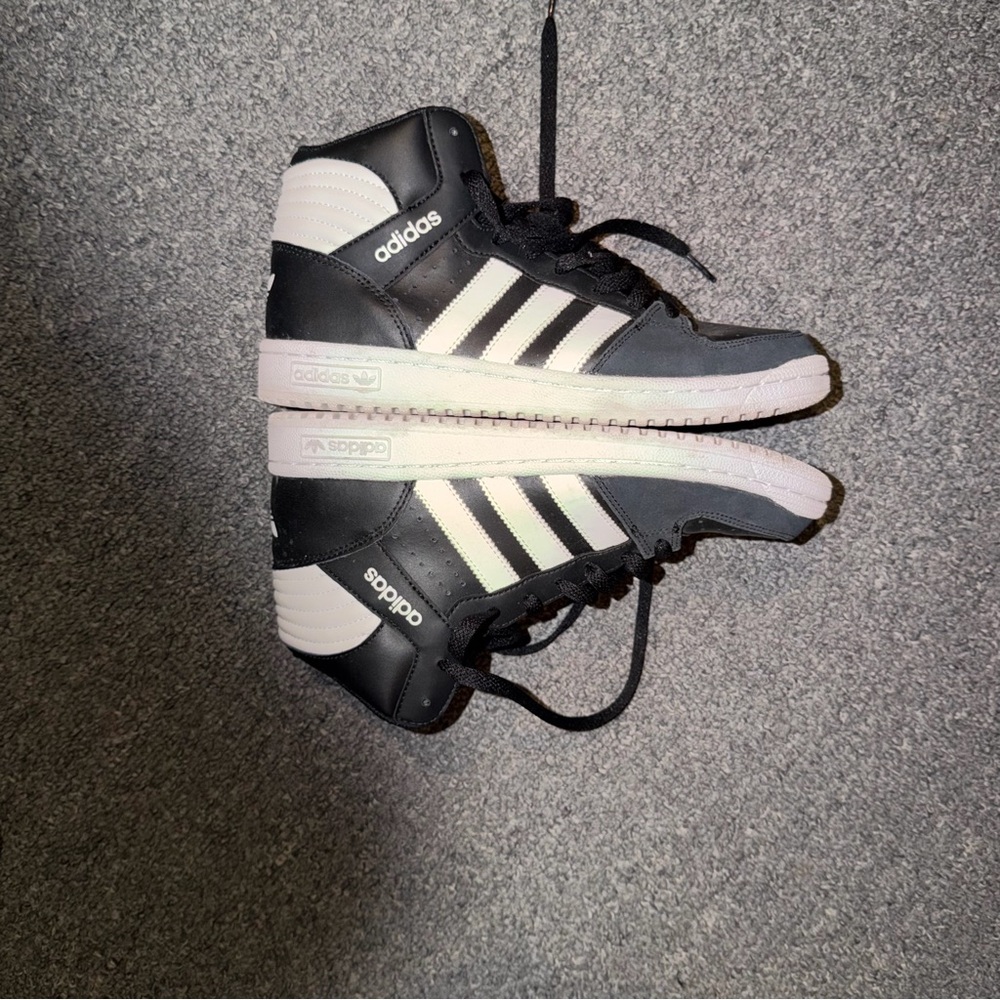 Adidas Y2K Sneakers